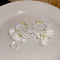 Flower Beaded Resin Pearl Earrings Hoops