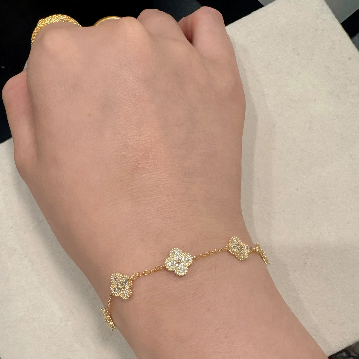 2025 New Cleef Sparkling Bracelet 18K Gold Plated Zircon